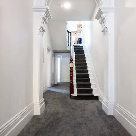 Generous Victorian Terrace In Cbd - Parking & Wifi Apartment Launceston Luaran gambar