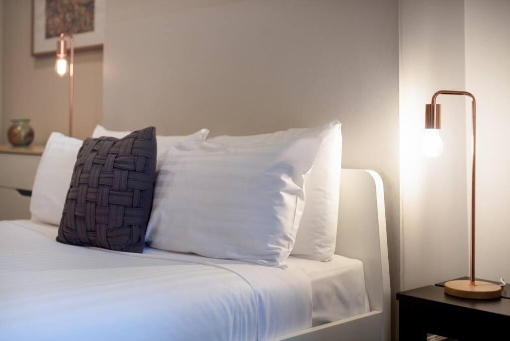 Generous Victorian Terrace In Cbd - Parking & Wifi Apartment Launceston Luaran gambar